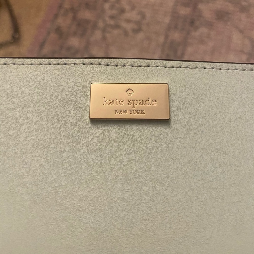 Kate Spade Wallet - Picture 8 of 10